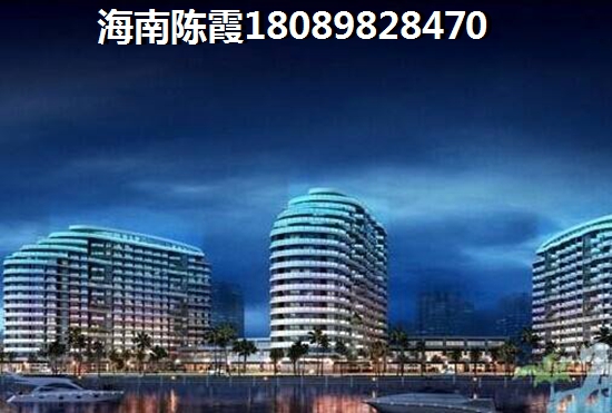 《夏日必备：适合七十多岁妈妈的时尚套装》